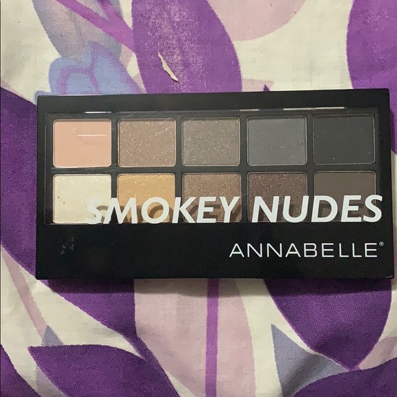 Annabelle Smokey Nude Palette BRAND NEW - Picture 1 of 2